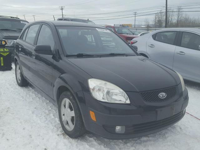 KNADE163266144243 - 2006 KIA RIO 5 BLACK photo 1