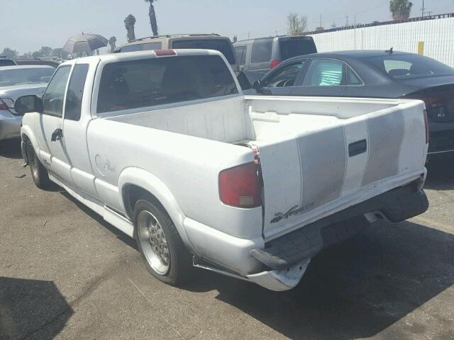 1GCCS19W528259818 - 2002 CHEVROLET S TRUCK S1 WHITE photo 3