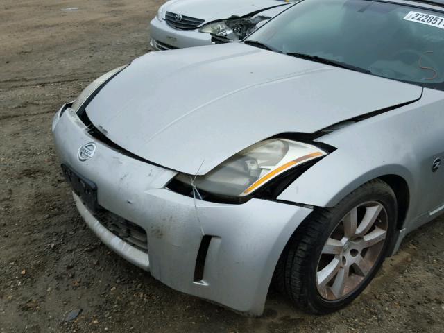 JN1AZ36D35M700233 - 2005 NISSAN 350Z ROADS SILVER photo 9