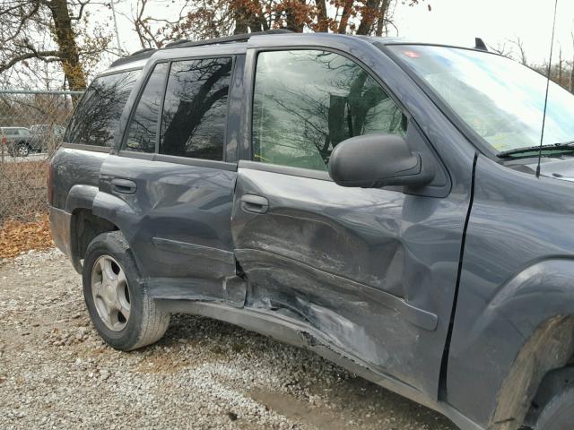 1GNDS13S372196844 - 2007 CHEVROLET TRAILBLAZE GRAY photo 9