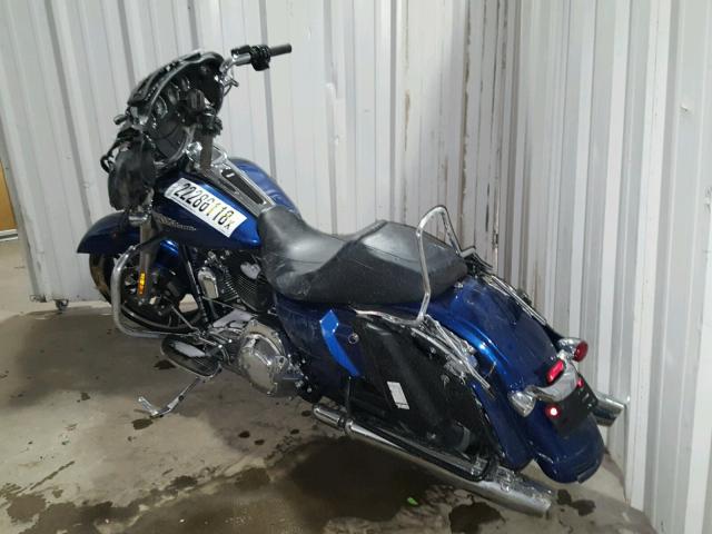 1HD1KBM14FB685354 - 2015 HARLEY-DAVIDSON FLHX STREE BLUE photo 3