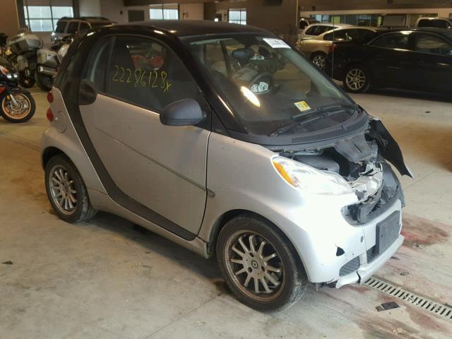 WMEEJ3BA8CK556786 - 2012 SMART FORTWO PUR SILVER photo 1