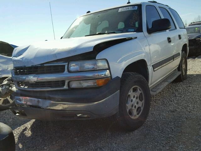 1GNEC13V85R263762 - 2005 CHEVROLET TAHOE C150 WHITE photo 2