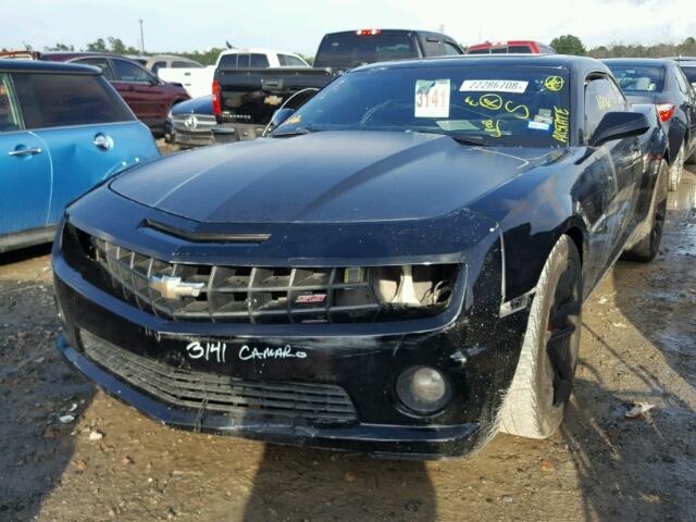 2G1FS1EW9D9209765 - 2013 CHEVROLET CAMARO SS BLACK photo 2