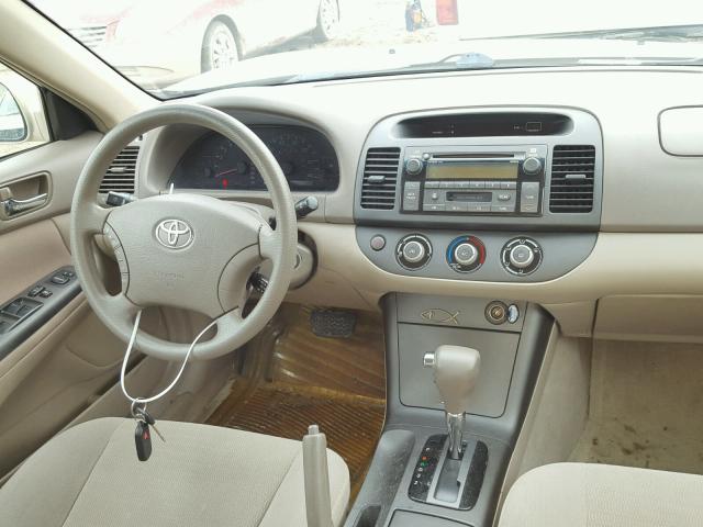 4T1BE32K65U047300 - 2005 TOYOTA CAMRY LE ოქროსფერი ფოტო 9