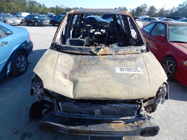 2FMZA57625BA94069 - 2005 FORD FREESTAR S BURN photo 9