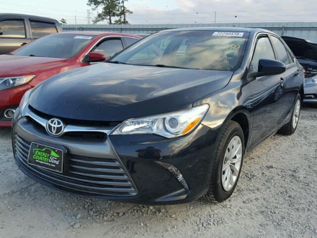 4T4BF1FK3GR571248 - 2016 TOYOTA CAMRY LE 蓝色 照片 2