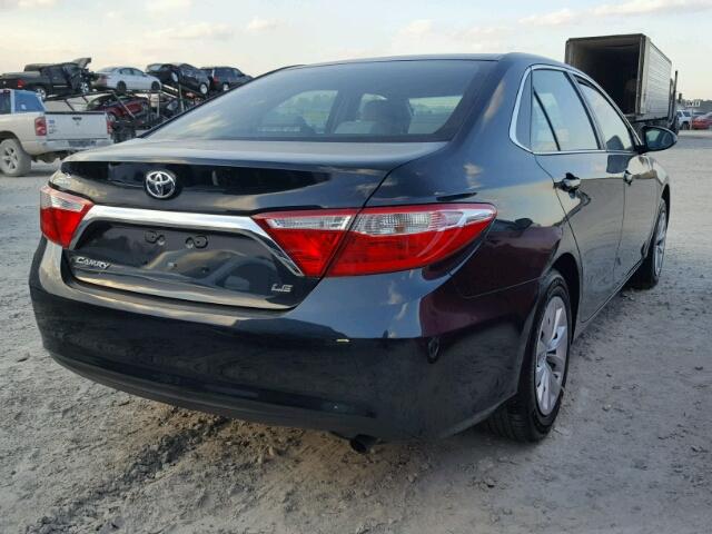 4T4BF1FK3GR571248 - 2016 TOYOTA CAMRY LE 蓝色 照片 4