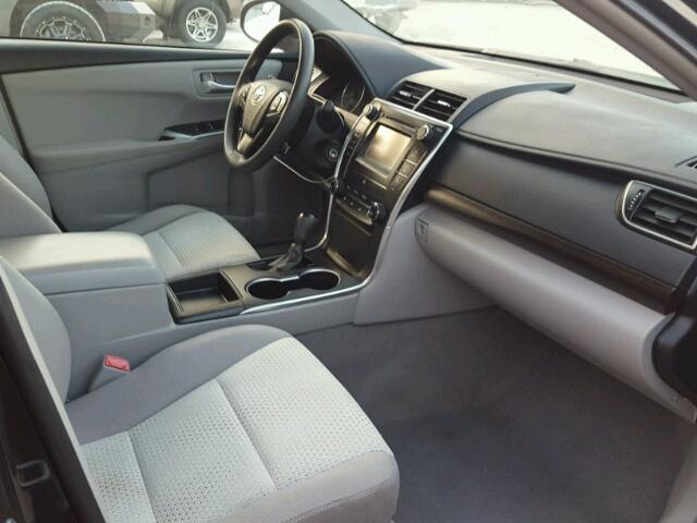 4T4BF1FK3GR571248 - 2016 TOYOTA CAMRY LE 蓝色 照片 5