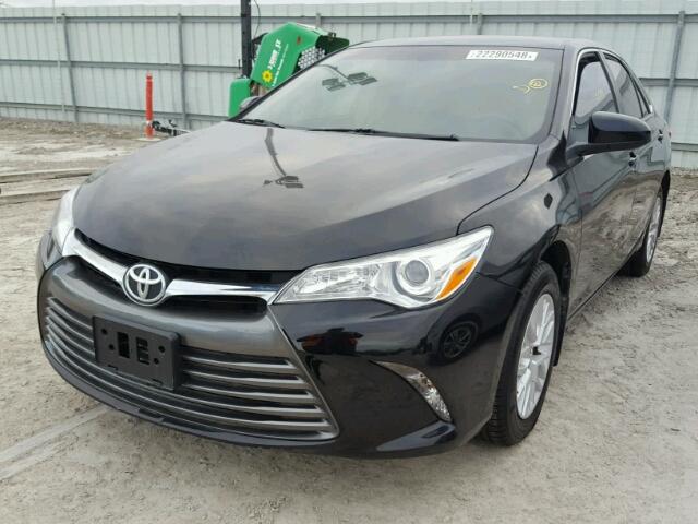 4T4BF1FK3GR537522 - 2016 TOYOTA CAMRY LE BLACK photo 2