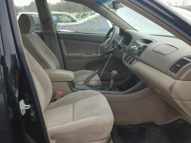 4T1BE32KX4U271894 - 2004 TOYOTA CAMRY LE BLACK photo 5