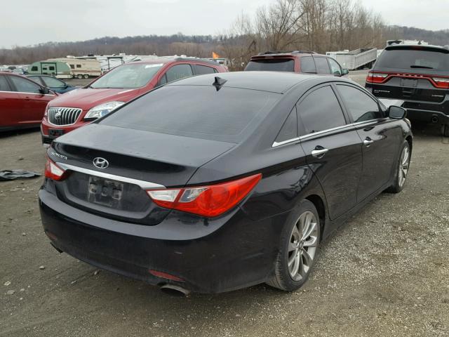 5NPEC4AC1CH441639 - 2012 HYUNDAI SONATA SE BLACK photo 4