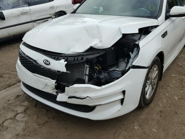 5XXGT4L31GG071011 - 2016 KIA OPTIMA LX WHITE photo 9