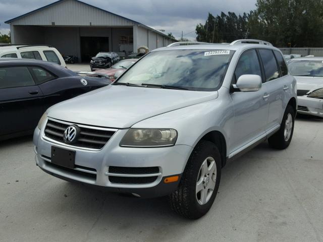 WVGZE77L47D050867 - 2007 VOLKSWAGEN TOUAREG V6 GRAY photo 2