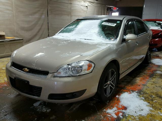 2G1WU57MX91282744 - 2009 CHEVROLET IMPALA LTZ GOLD photo 2