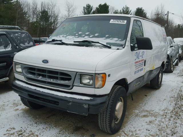 1FTSE34L51HA66496 - 2001 FORD ECONOLINE WHITE photo 2