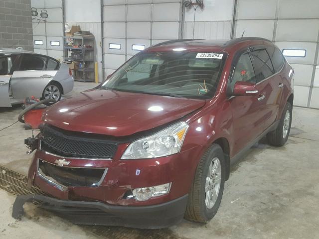 1GNLVGED4AJ242571 - 2010 CHEVROLET TRAVERSE L RED photo 2