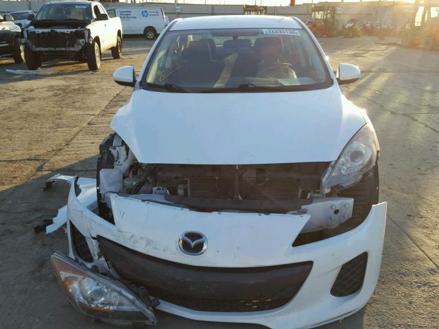 JM1BL1UG7C1549481 - 2012 MAZDA 3 I WHITE photo 9