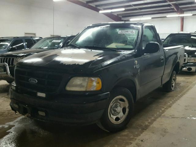 1FTRF17242NA63885 - 2002 FORD F150 BLACK photo 2