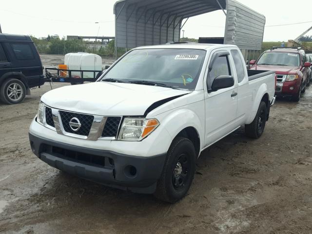 1N6BD06T26C402573 - 2006 NISSAN FRONTIER K WHITE photo 2