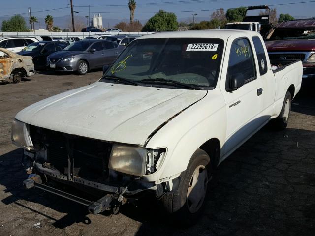 4TAVL52NXWZ146621 - 1998 TOYOTA TACOMA XTR WHITE photo 2