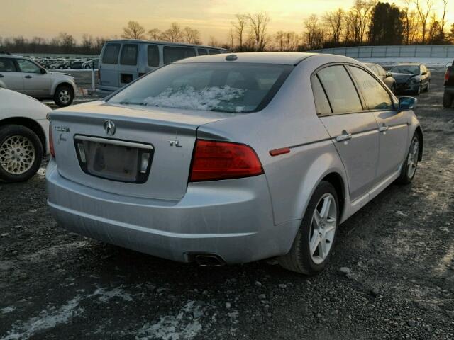 19UUA66225A070189 - 2005 ACURA TL SILVER photo 4