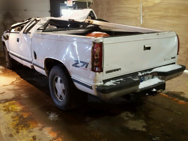 2GTEK19RXV1501903 - 1997 GMC SIERRA K15 WHITE photo 3