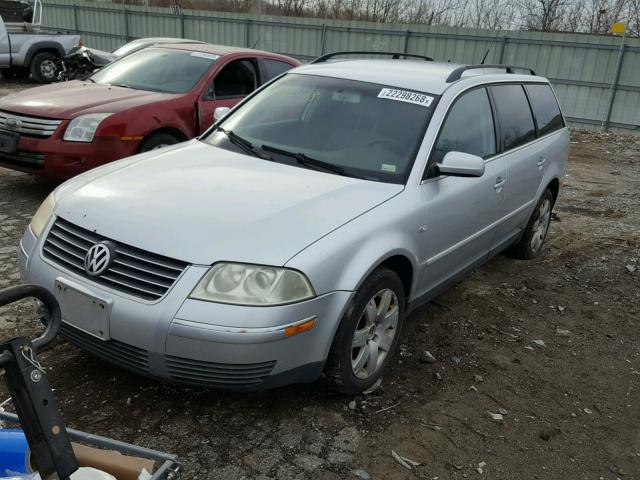 WVWND63B03E063178 - 2003 VOLKSWAGEN PASSAT GL SILVER photo 2