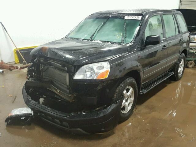 2HKYF18164H501536 - 2004 HONDA PILOT LX BLACK photo 2