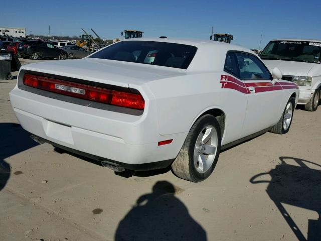 2C3CDYAG9CH134246 - 2012 DODGE CHALLENGER WHITE photo 4