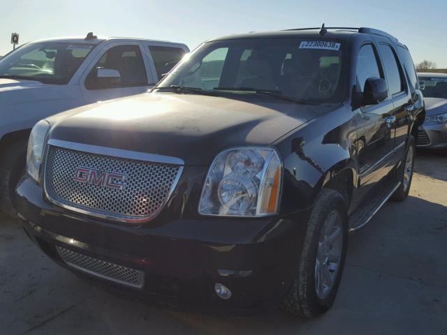 1GKS1EEF1BR397348 - 2011 GMC YUKON DENA BLACK photo 2