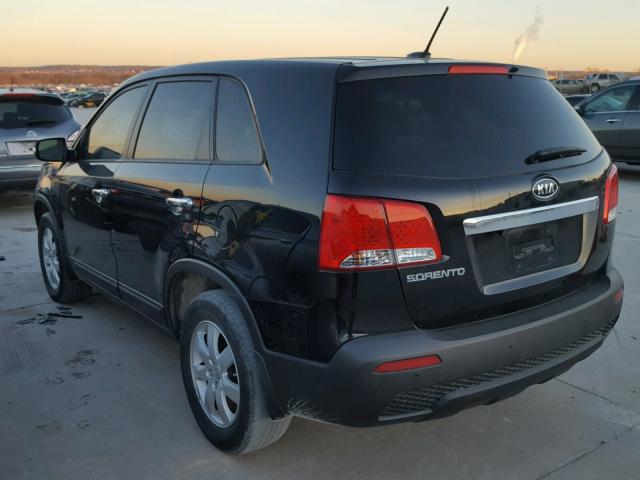 5XYKT4A12DG414007 - 2013 KIA SORENTO LX BLACK photo 3