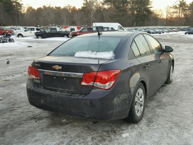 1G1PA5SG6E7424468 - 2014 CHEVROLET CRUZE LS GRAY photo 4