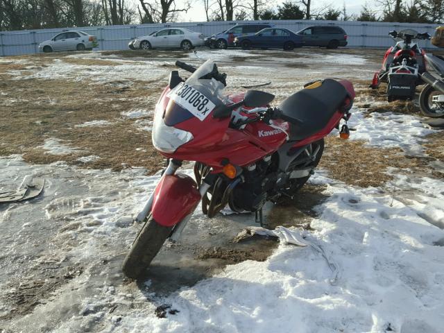 JKAZRDH121A001657 - 2001 KAWASAKI ZR750 G RED photo 2