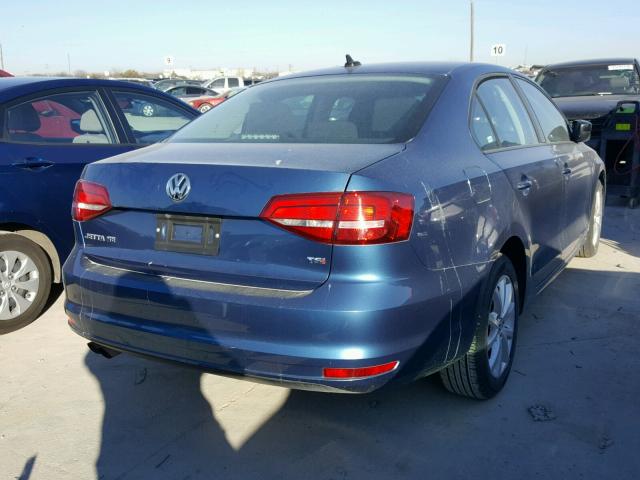 3VWD17AJ1FM308487 - 2015 VOLKSWAGEN JETTA SE BLUE photo 4