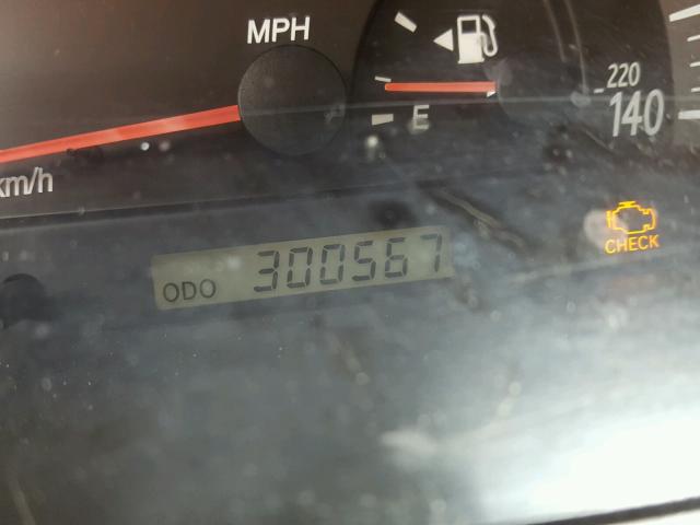 4T1BE32KX3U241910 - 2003 TOYOTA CAMRY LE GOLD photo 8