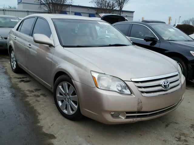 4T1BK36BX7U195911 - 2007 TOYOTA AVALON XL GOLD photo 1