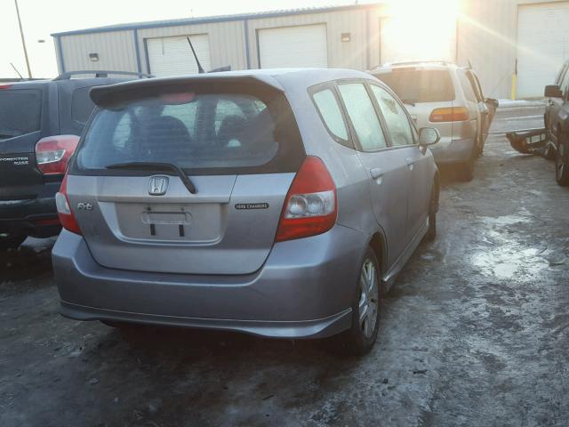 JHMGD38687S037114 - 2007 HONDA FIT S GRAY photo 4