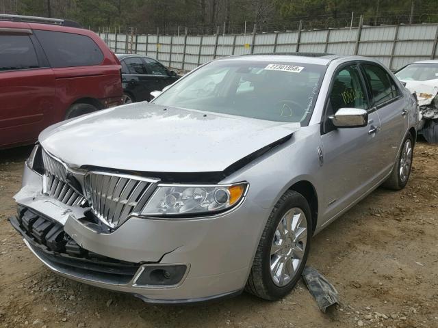 3LNDL2L3XCR838305 - 2012 LINCOLN MKZ HYBRID SILVER photo 2