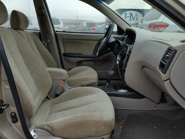 KMHDN45D63U516104 - 2003 HYUNDAI ELANTRA GL TAN photo 5