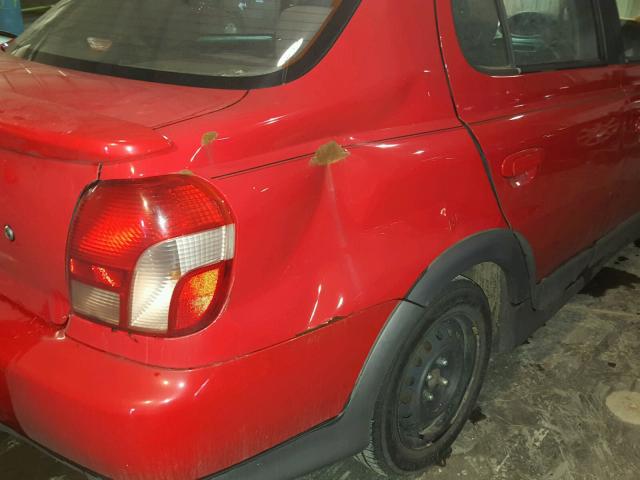 JTDBT123110138824 - 2001 TOYOTA ECHO RED photo 9