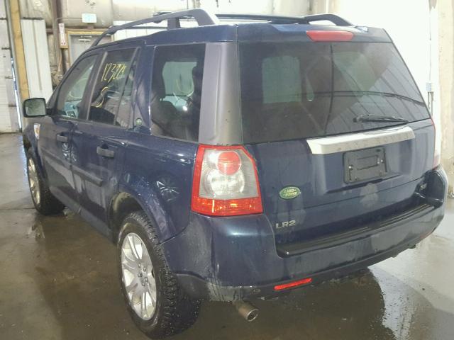 SALFP24N58H019057 - 2008 LAND ROVER LR2 SE BLUE photo 3