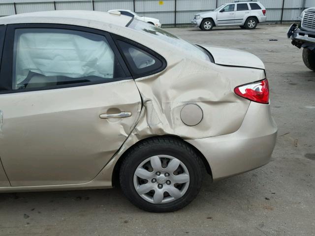 KMHDU46D88U408964 - 2008 HYUNDAI ELANTRA GL GOLD photo 10