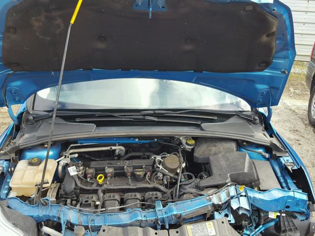 1FADP3K22EL360122 - 2014 FORD FOCUS SE BLUE photo 7