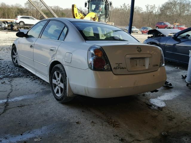 1N4AL11D32C276750 - 2002 NISSAN ALTIMA BAS WHITE photo 3