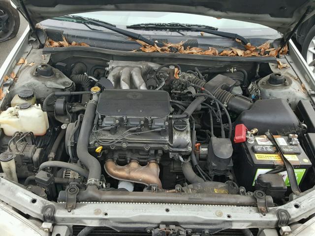 4T1BF22K51U963077 - 2001 TOYOTA CAMRY LE ვერცხლისფერი ფოტო 7