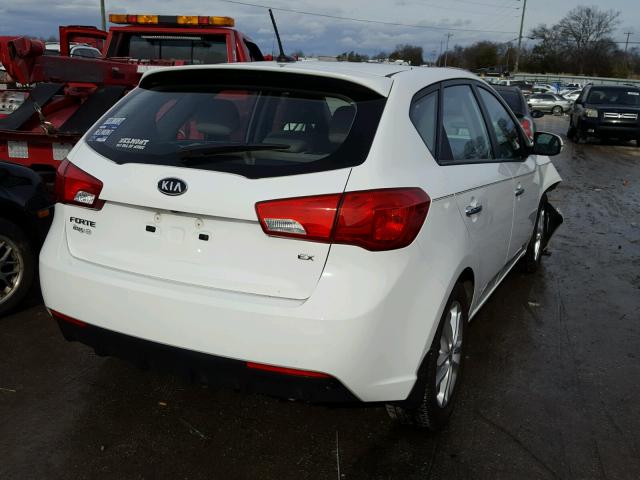 KNAFU5A21C5478461 - 2012 KIA FORTE EX WHITE photo 4