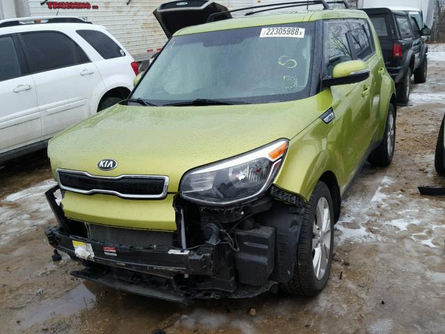 KNDJP3A53E7711024 - 2014 KIA SOUL + GREEN photo 2