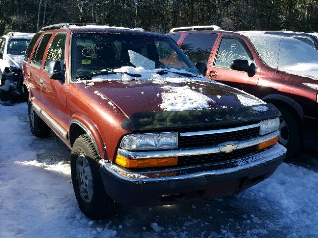 1GNDT13W5W2280758 - 1998 CHEVROLET BLAZER MAROON photo 1