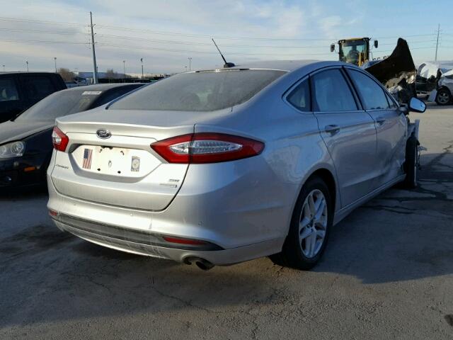 3FA6P0HD4ER275798 - 2014 FORD FUSION SE SILVER photo 4